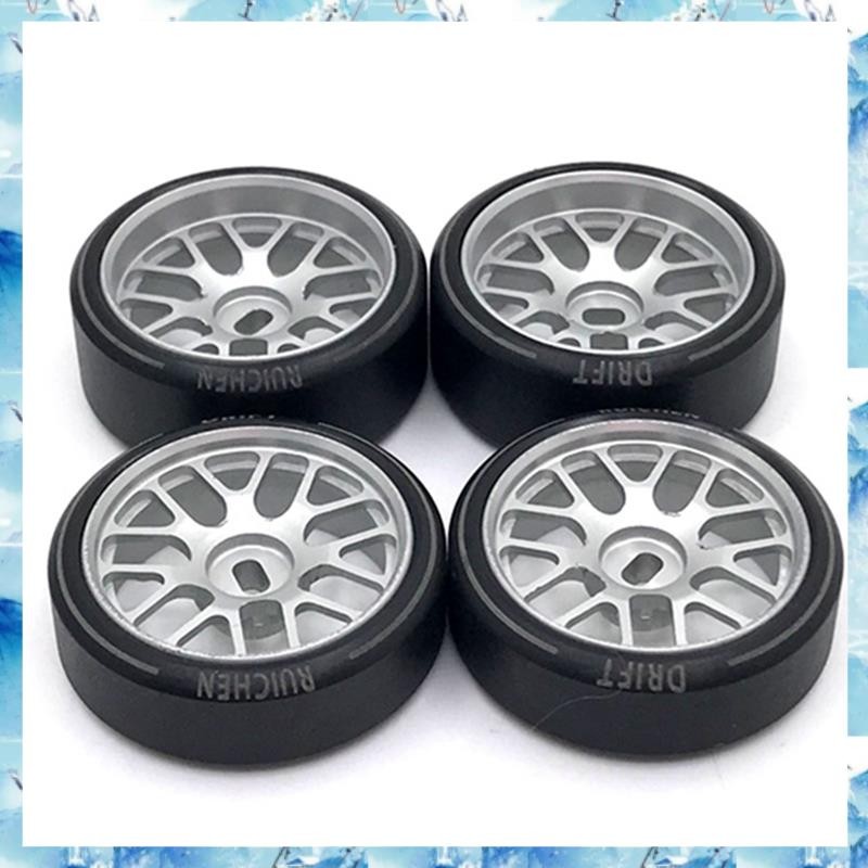 [ ] ขอบล้อโลหะ 4 ชิ้น ยางดริฟท์พลาสติกแข็ง Tyres สําหรับ  284131 K969 K989 P929 Mini-Z 1/28 RC รถอะไ