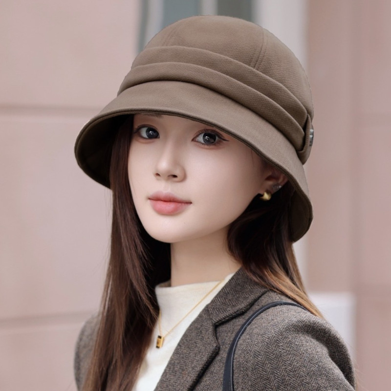 Misskoi [คลังสินค้าพร้อม] หมวกอ่างล้างหน้าหญิงฤดูใบไม้ร่วงฤดูหนาวระดับไฮเอนด์แฟชั่นทุกการแข่งขันหมวกถังเล็กดูดีคลาสสิก