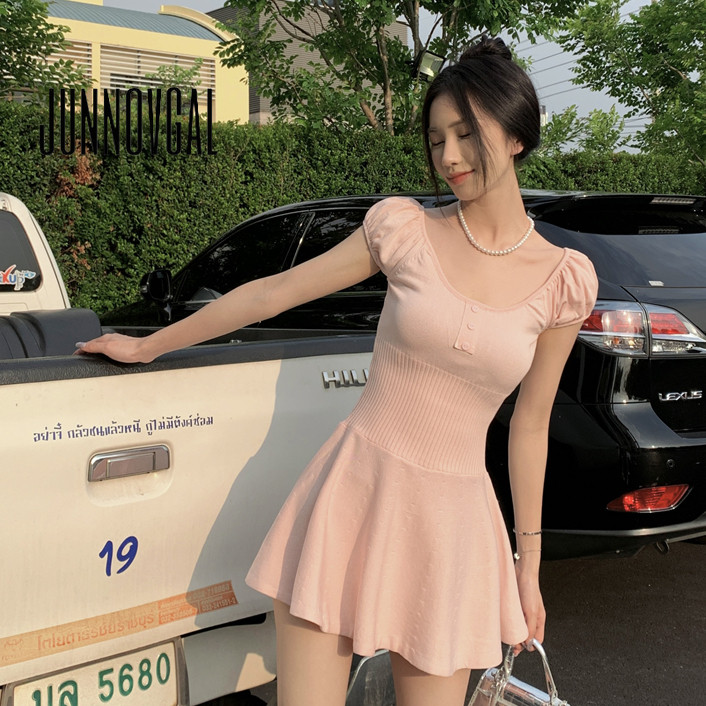 Junnovgal มินิเดรสผู้หญิงถักคอยูแขนยาว 2024 A-Line Nipped เอว