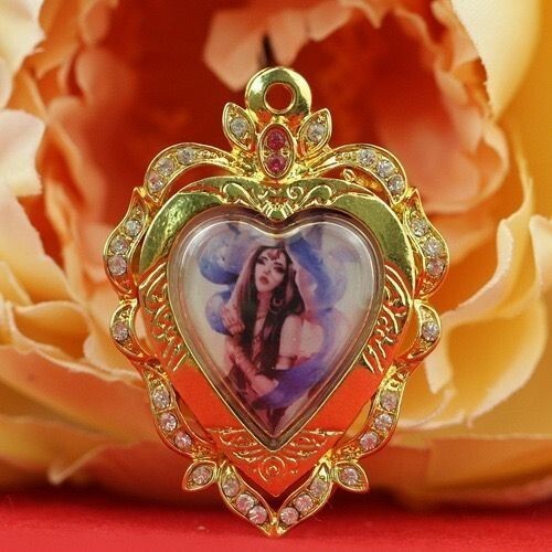 T Thailand Amulet JW Sister Fox Amulet