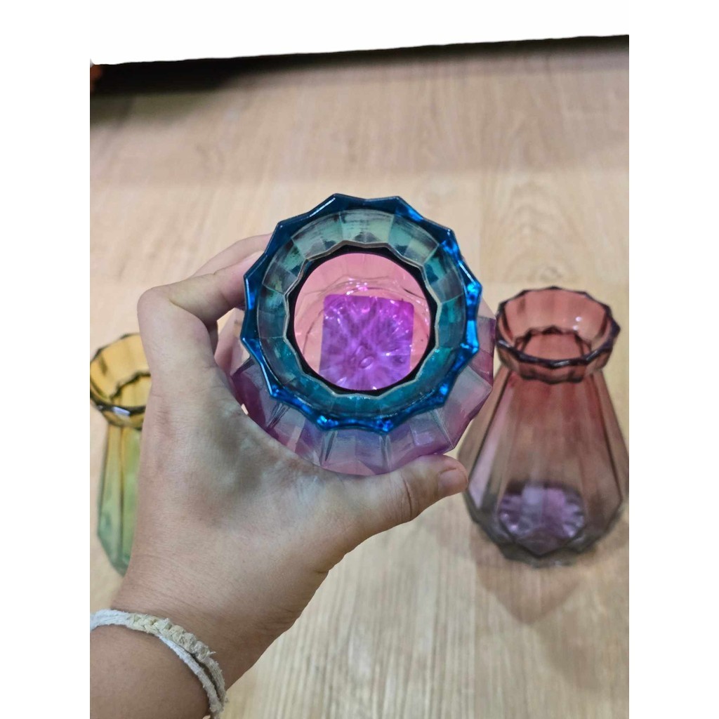 แจกันแก้ว สวยงาม สีสวยสีชัด แจกันดอกไม้ แจกัน ขนาด 15*6.5 cm สีสันสวยงาม ความจุ 150 ml. - รูปที่ 5
