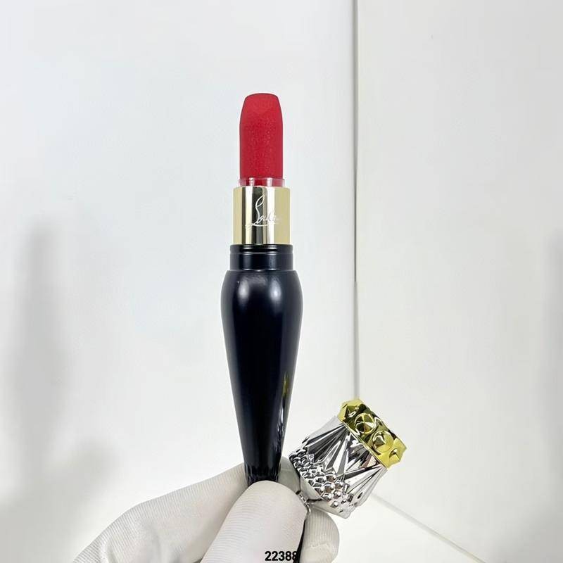 2025 สินค้าใหม่ดูดีกล่องของขวัญ cl Ding Carrot Scepter ลิปสติกหลอดสีดํา 001/002/003/005m Matte ลิปสต