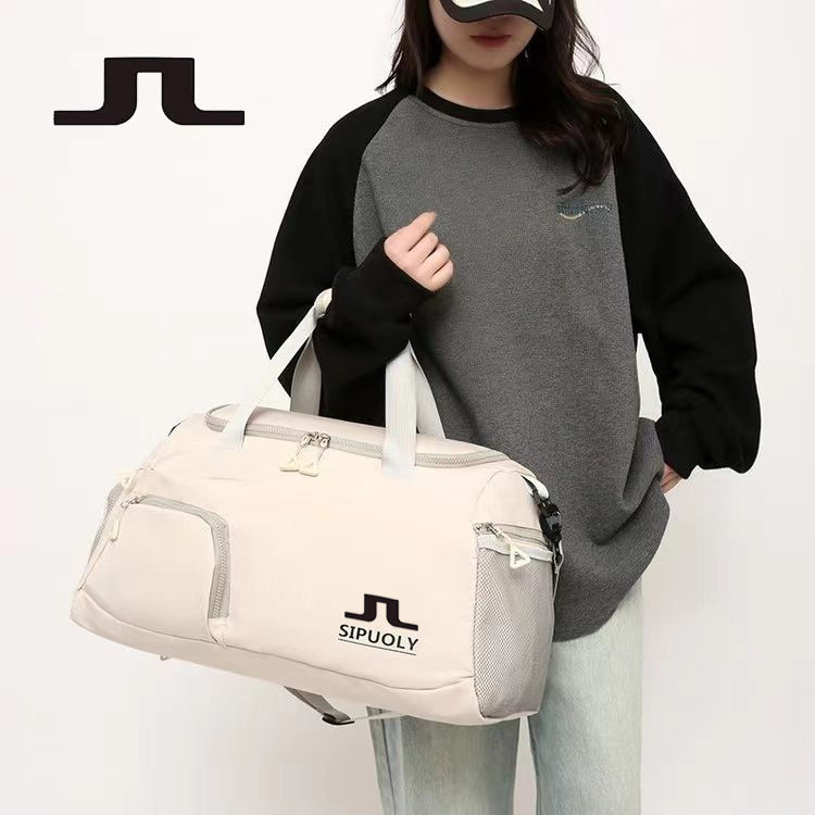 [J.LINDERBERG] 2024 ถุงกอล์ฟผู้ชายผู้หญิงแห้งเปียกแยกกีฬากระเป๋ายิมกระเป๋าสะพายกระเป๋าถือ YWB5450 0J