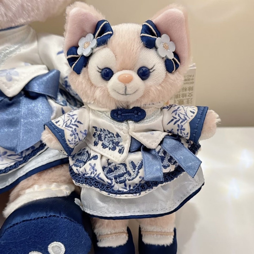Disneyland Blue White Porcelain Star Series Lingna Belle Doll Clothes Pendant Cute Bag Keychain Doll