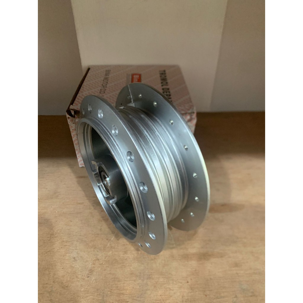 FRONT DRUM PLUS BEARING SUPRA SILVER BINA PARTS