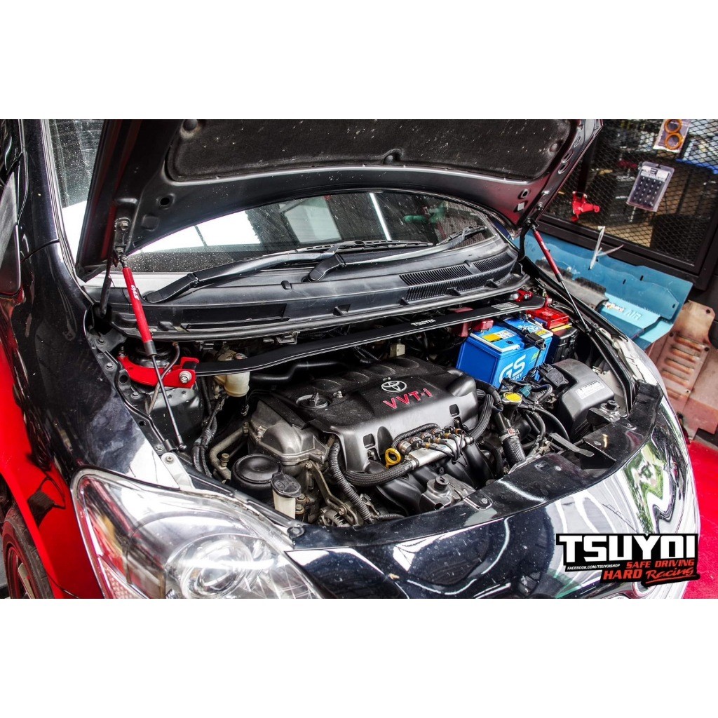 tsuyoi ค้ำโช๊คหน้า บน สีแดง สีดำ ค้ำโช๊ค ตรงรุ่น Toyota Vios Yaris 1.5 ปี 2006 ค้ำหน้า ค้ำโช๊ค กันโค