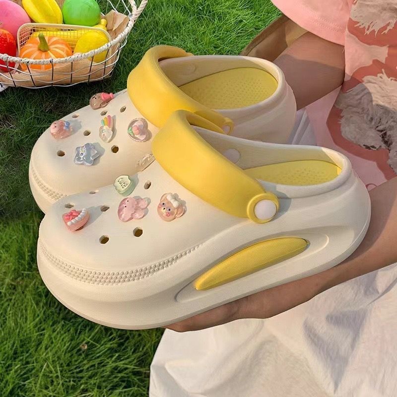 จัดส่งจากกรุงเทพฯรองเท้าแตะผู้หญิงพื้นหนา รองเท้าหัวโตกันลื่น รองเท้าแตะกลางแจ้งพื้นนุ่ม พร้อมชุดอุปกรณ์เสริมรองเท้าX124 - รูปที่ 6