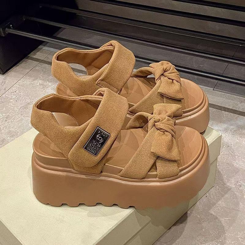 รองเท้าส้นตึกสำหรับผู้หญิง แฟชั่นใหม่ ขนาดเล็ก เพิ่มความสูง 8ซม เหมาะสำหรับการสวมใส่ทั่วไปและกิจกรรมกลางแจ้ง - รูปที่ 2