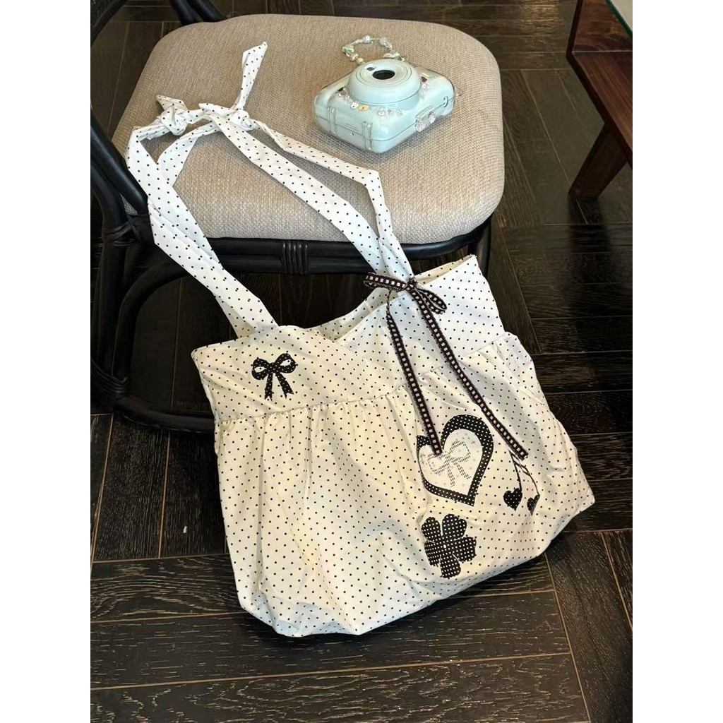 กระโปรงพิมพ์.Dot หัวใจ พร้อม Tote Bag ขนาดใหญ่และกระเป๋าขวางสำหรับสาวๆ