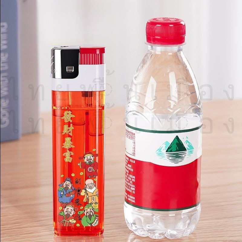 ของขวัญปีใหม่ รุ่นปีใหม่ ไฟแช็กขนาดใหญ่พิเศษสีแดง ความจุขนาดใหญ่ ของขวัญสร้างสรรค์ที่ปรับแต่งได้