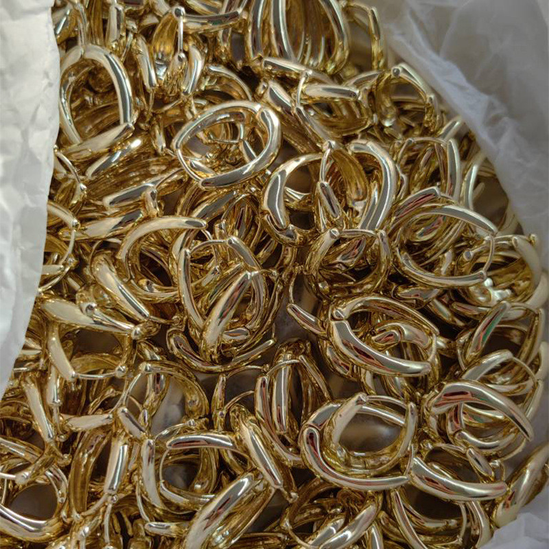 Simple Geometric Oval ต่างหูต่างหู Retro High-End U-Shaped ต่างหูอุปกรณ์เสริมเครื่องประดับ 25.8.5