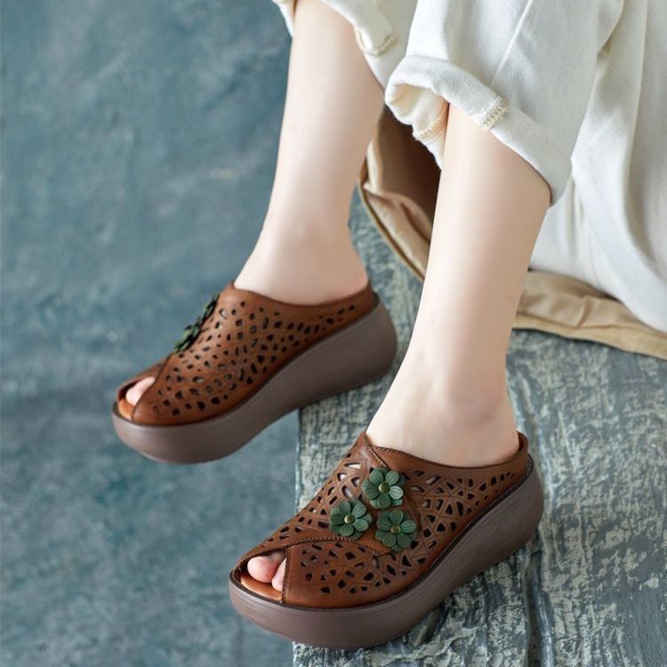 หนา Soled รองเท้าแตะ Ultra-Light-Soled 2024 หนังนุ่มสไตล์ใหม่ Retro ชาติพันธุ์ Hollow Lazy รองเท้า - รูปที่ 2