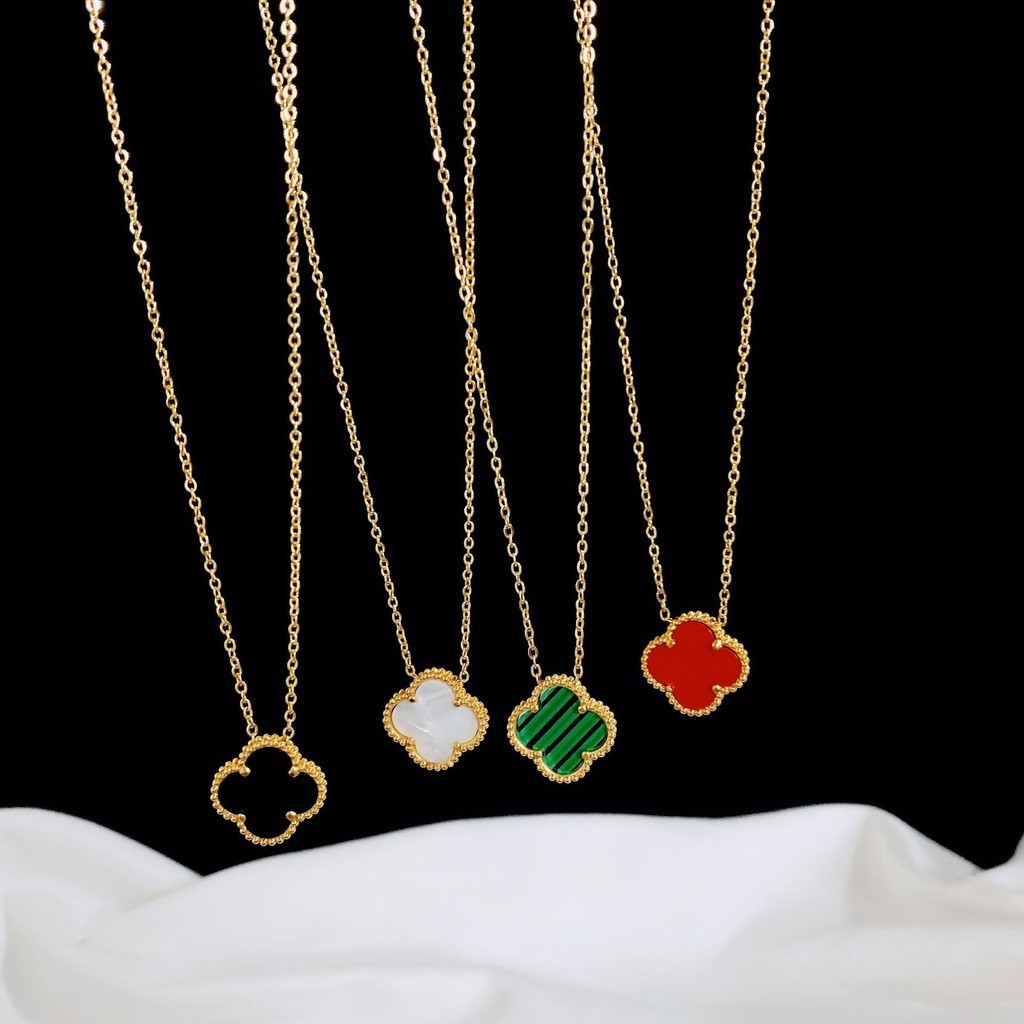 สร้อยคอผู้หญิงไทเทเนียมเหล็กชุบ 18K ทองแท้ Four-Leaf Clover จี้สองด้าน Clavicle Chain