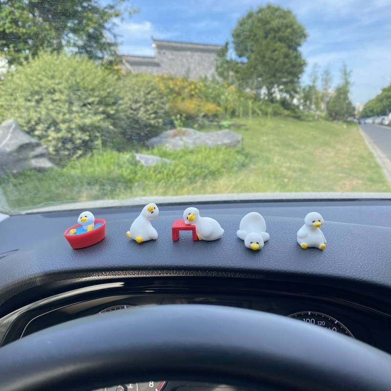 New Car Funny Duck Decoration a Set of Super Cute Micro Landscape Desktop and Car-Mounted Center Con