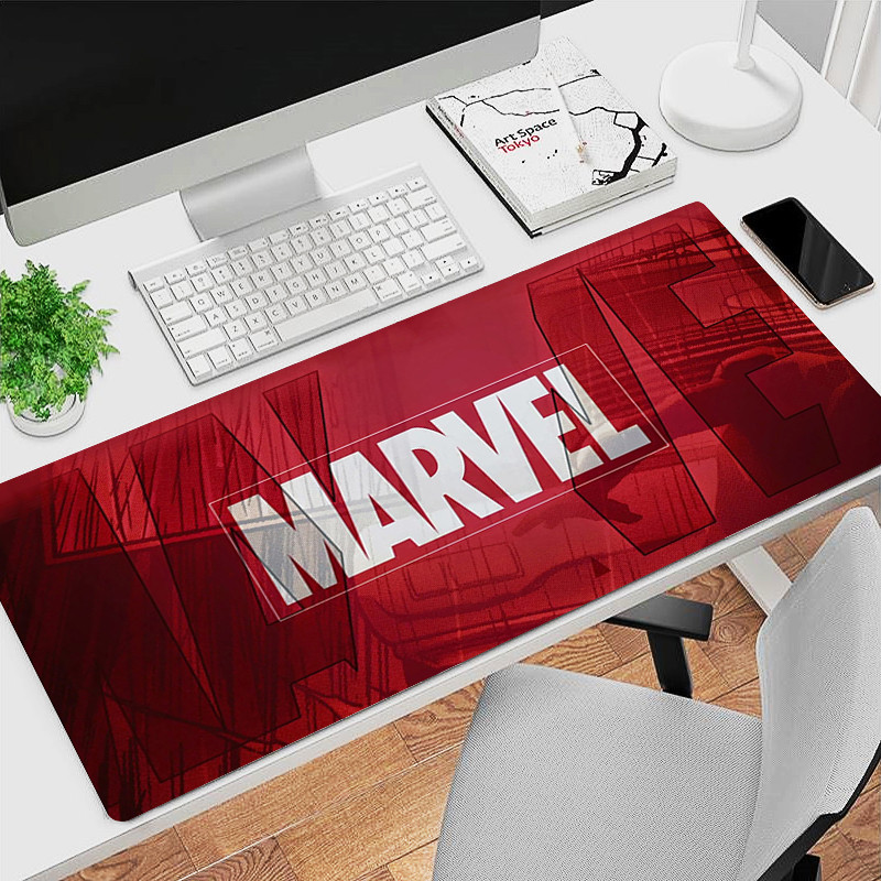 Marvel Hero Mouse Pad คีย์บอร์ดเกมแล็ปท็อป Gamer ตู้ Mousepad PC อุปกรณ์เสริมอะนิเมะโต๊ะ XXL พรม 900x400 Playmat