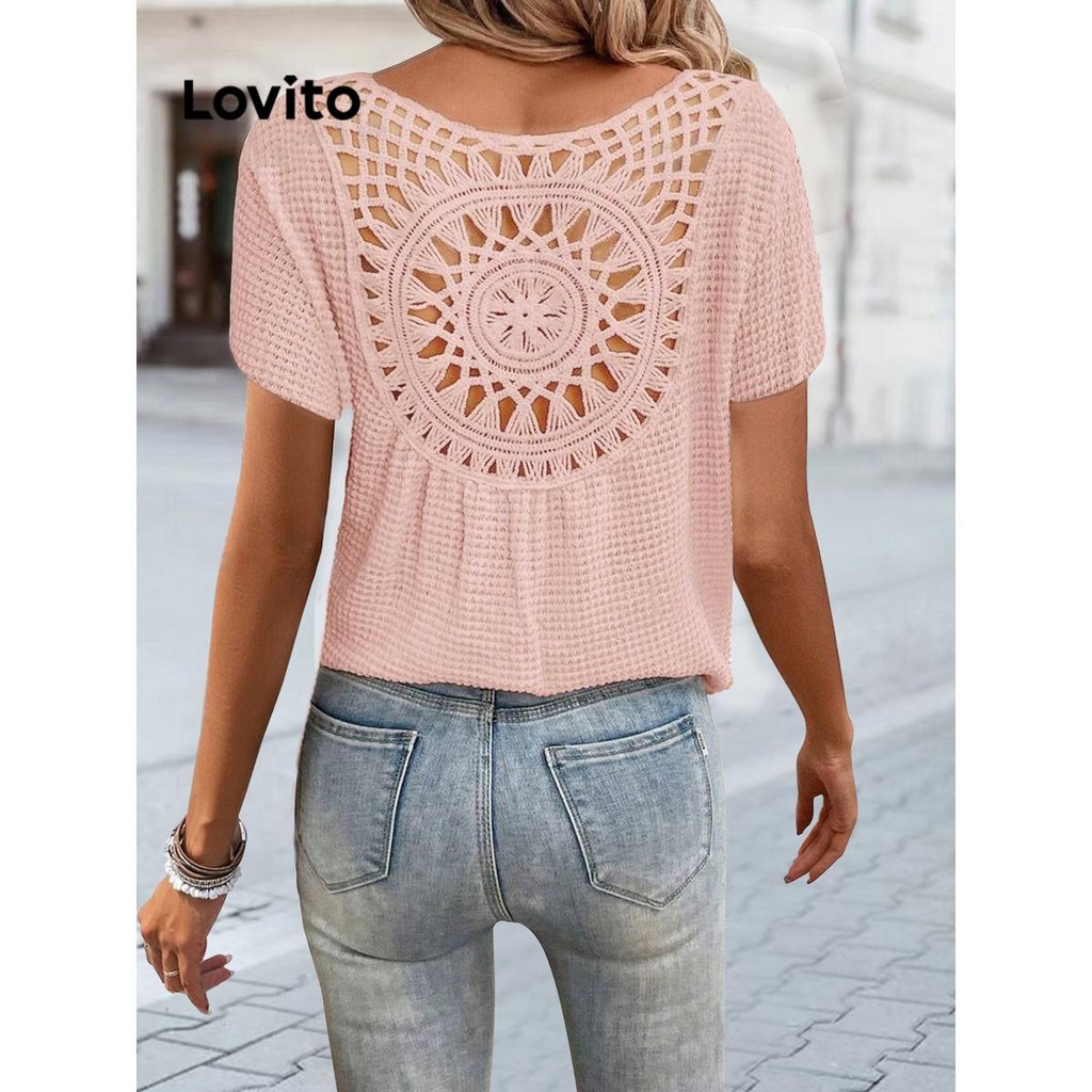 Lovito เสื้อยืดลำลองธรรมดาพูดเกินจริง นัวเนีย สำหรับผู้หญิง LNL77016