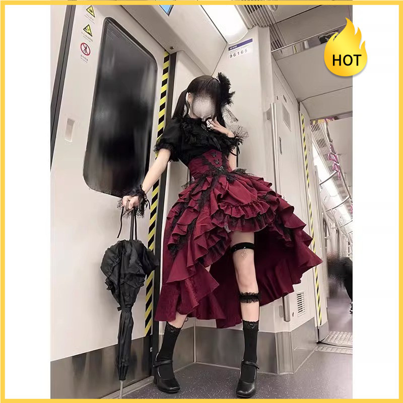 ชุดlolitaสไตล์Gothicสีดำ มิกซ์เสื้อและกระโปรงสีแดง สำหรับคอสเพลย์หรือแฟชั่นปีใหม่