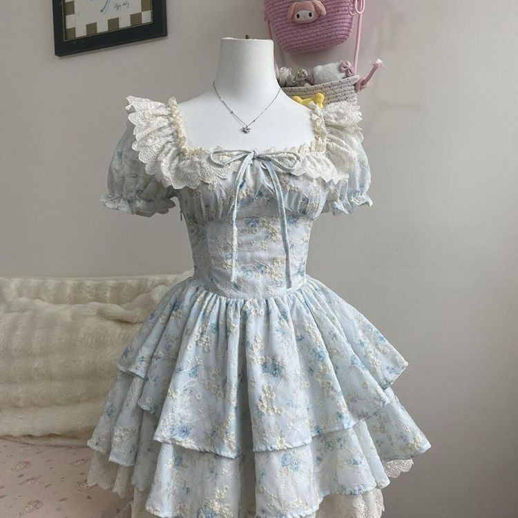 公主风碎花连衣裙女夏季法式甜美可爱泡泡袖裙子花边蛋糕蓬蓬短裙Princess style floral dress, women's summer French sweet