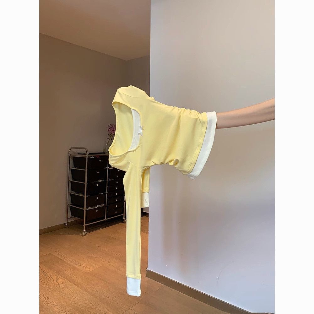 ‌เสื้อเบลาส์แขนยาวคอจําลองสีเหลือง Dopamine-Inspired