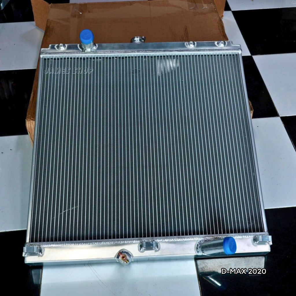 หม้อน้ำ D-MAX 2020-2024 เครื่อง 1.9 / 3.0 เกียร์ธรรมดา
