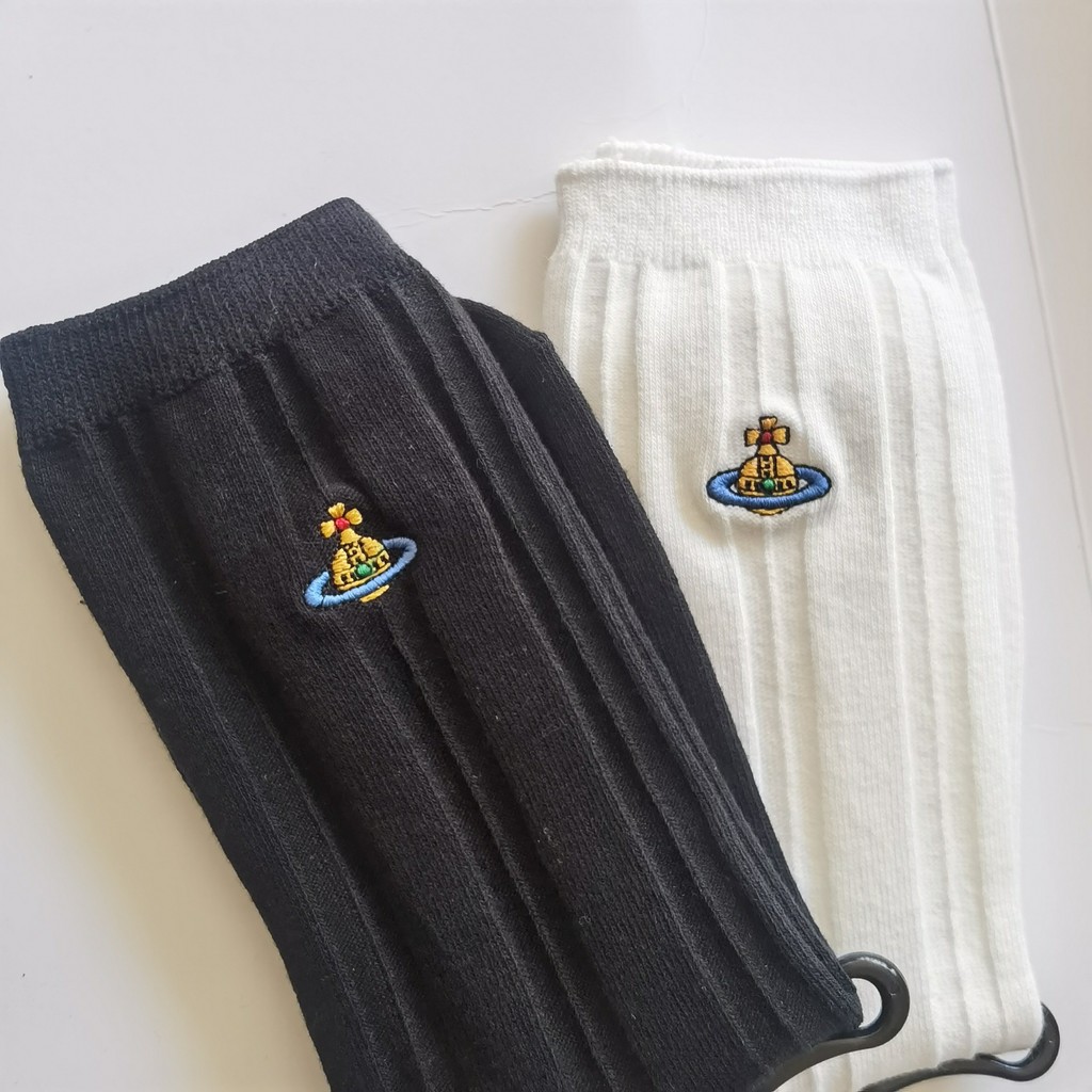 ถุงเท้าสไตล์ญี่ปุ่น Vivienne แบบใหม่ พิมพ์ลายเส้นแนวตั้ง สีดำและสีขาว สำหรับผู้หญิง - รูปที่ 2