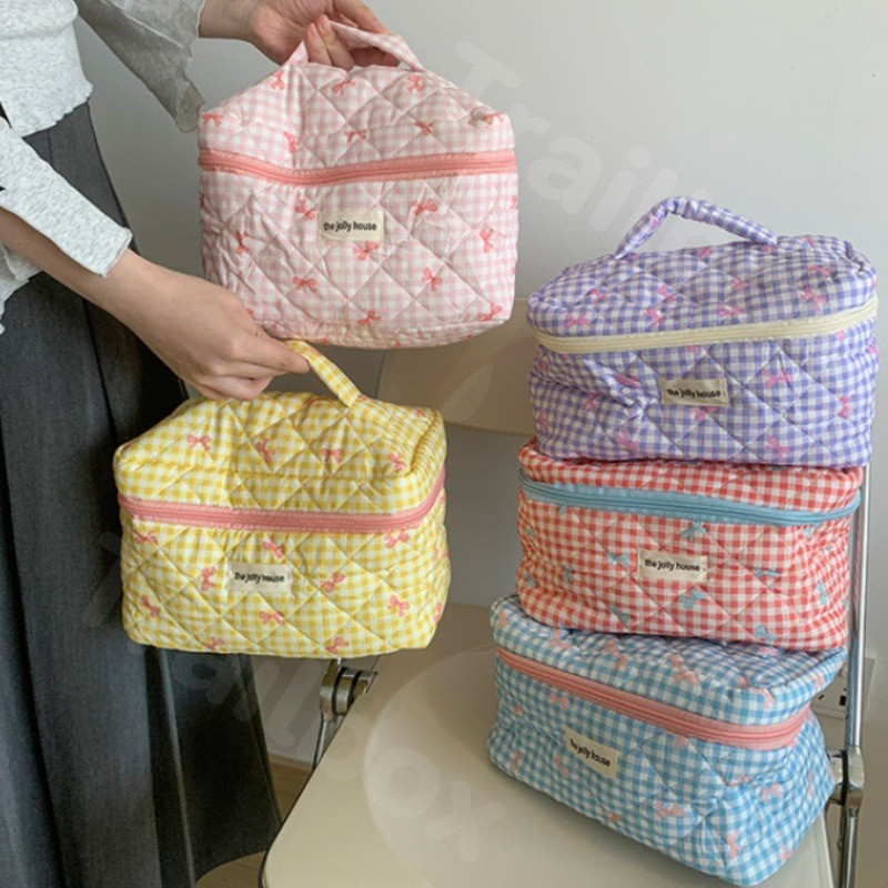 กระเป๋าเครื่องสำอาง แบบพกพา กระเป๋าแต่งหน้าทรงตั้ง กันน้ำ นุ่มนิ่ม มีหูจับ