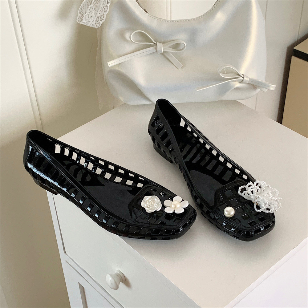 【ใหม่】Xixitiao รองเท้าแตะแบน  สําหรับผู้หญิงบุคลิกภาพฤดูร้อนสวมใส่ดอกไม้สําหรับวันหยุดพักผ่อนแสนหวาน