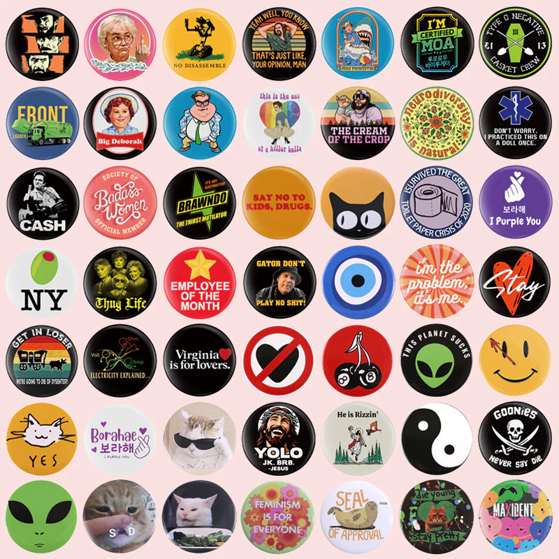 100 รูปแบบ 44mmTinplate Lapel เข ็ มกลัดแมวอะนิเมะข ้ อความ Pin น ่ ารักกระเป ๋ าเป ้ สะพายหลัง Badge อุปกรณ ์ เสริมเครื ่ องประดับของขวัญสําหรับเพื ่ อน
