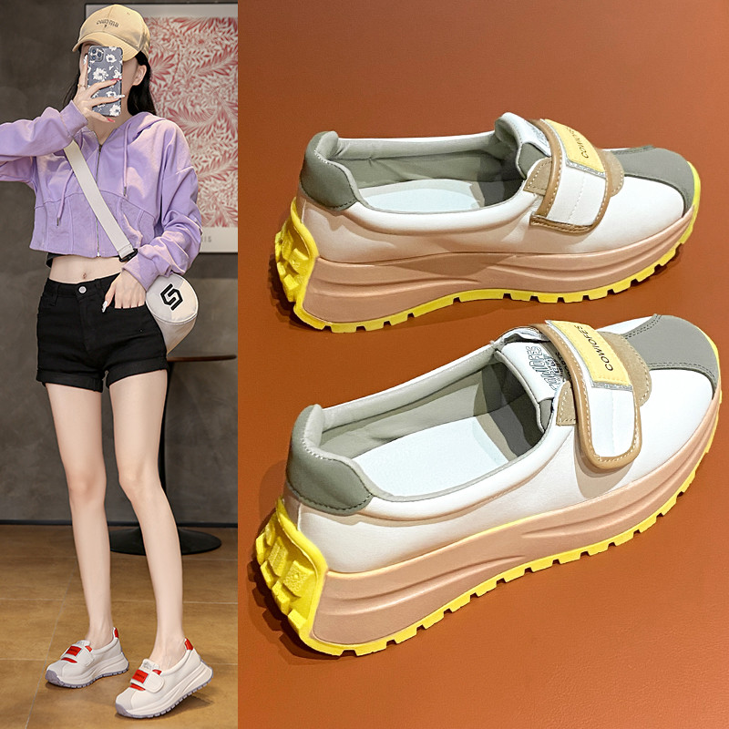 ฤดูใบไม้ผลิฤดูร้อนรองเท้าสีขาวbreathableหนาsoledหญิงluck Casualแบบไดนามิกรองเท้าผู้หญิงรองเท้าความสูงรอบToe