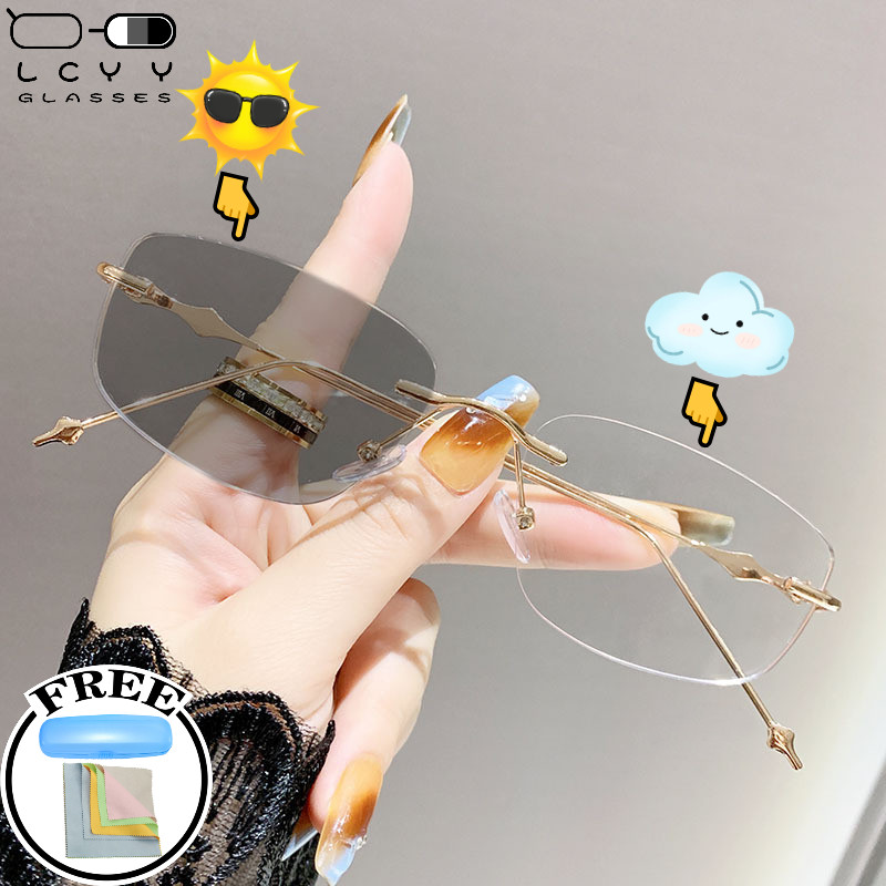 แถมฟรีกล่องกระจก+ผ้ากระจก แอลซีวาย แฟชั่นแว่นตาไร้กรอบแสงอัลตร้า โฟโตโครมิก แว่นตาธุรกิจผู้ชาย60017