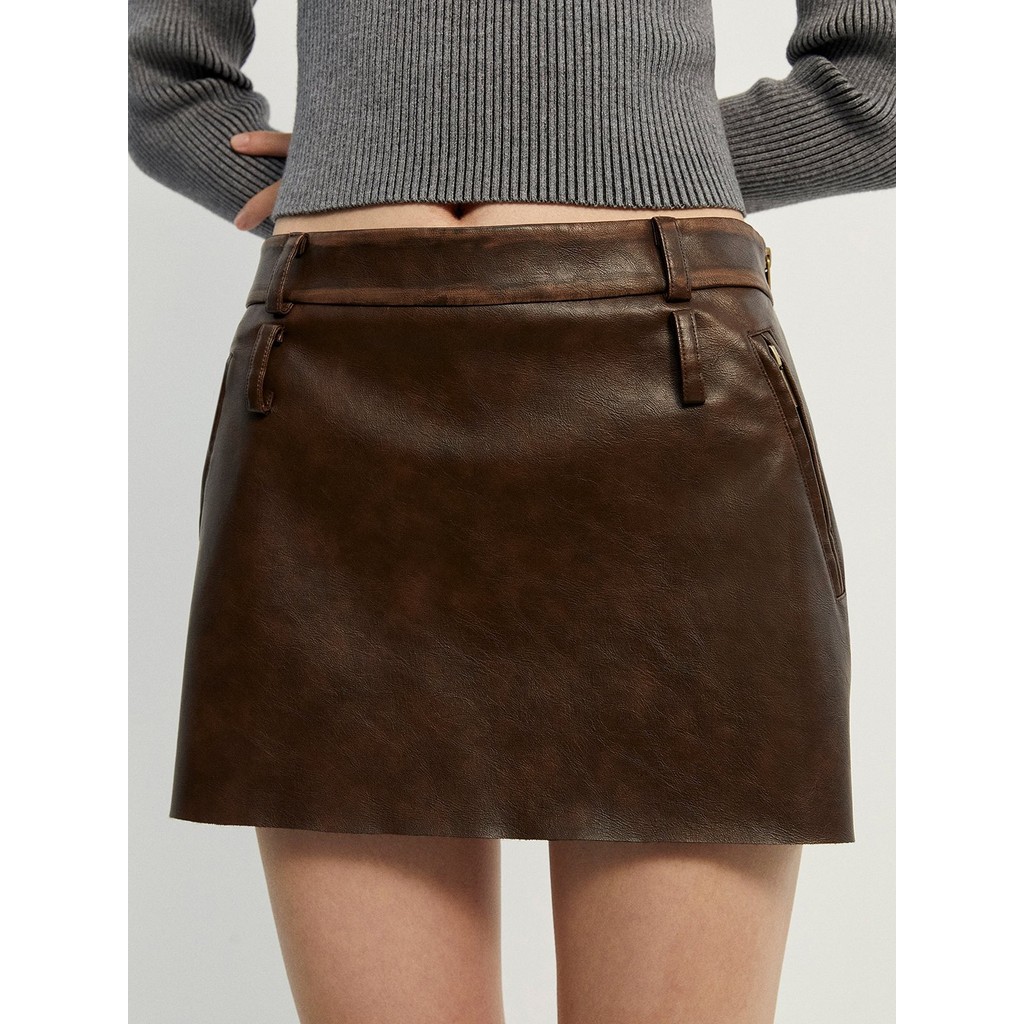 [Pomelo] กระโปรงกางเกงหนังวีแกนทรงเอสไตล์วินเทจ / Vintage Vegan Leather Skort