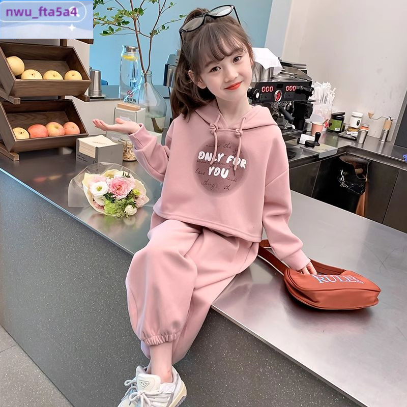 เสื้อผ้าเด็กสไตล์ใหม่สบาย ๆ สไตล์แฟชั่นฤดูใบไม้ผลิและฤดูใบไม้ร่วงระเบิดถนนเสื้อกันหนาวกีฬา 2 ชิ้น