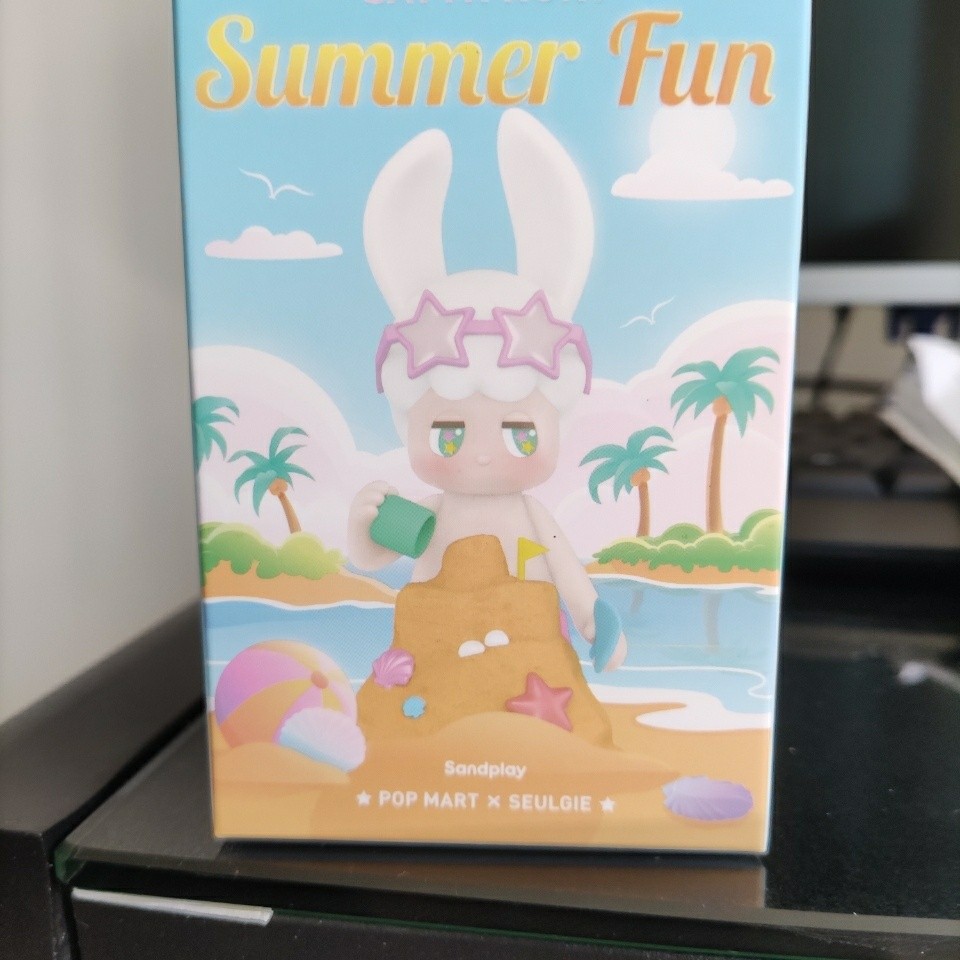 POPMART SATIR RORY POPMART SATIR RORY POPMART Summer Fun Series ฟิกเกอร์ ** & *