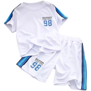 ชุดบาสเก็ตบอลสำหรับเด็กแบบใหม่ฤดูร้อนชุดกีฬาเด็กผู้ชายเสื้อผ้าแห้งเร็วกางเกงขาสั้นแขนสั้นสองชิ้นสำหรับเด็กวัยกลางและใหญ่