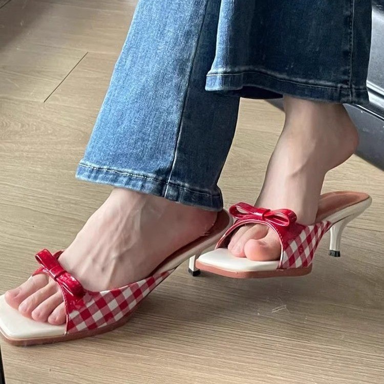 【Sweet Lady】รองเท้าส้นสูง สวมใส่ด้านนอก รองเท้าแตะสไตล์ใหม่รองเท้าส้นสูงฝรั่งเศสคําสไตล์แบนผู้หญิง