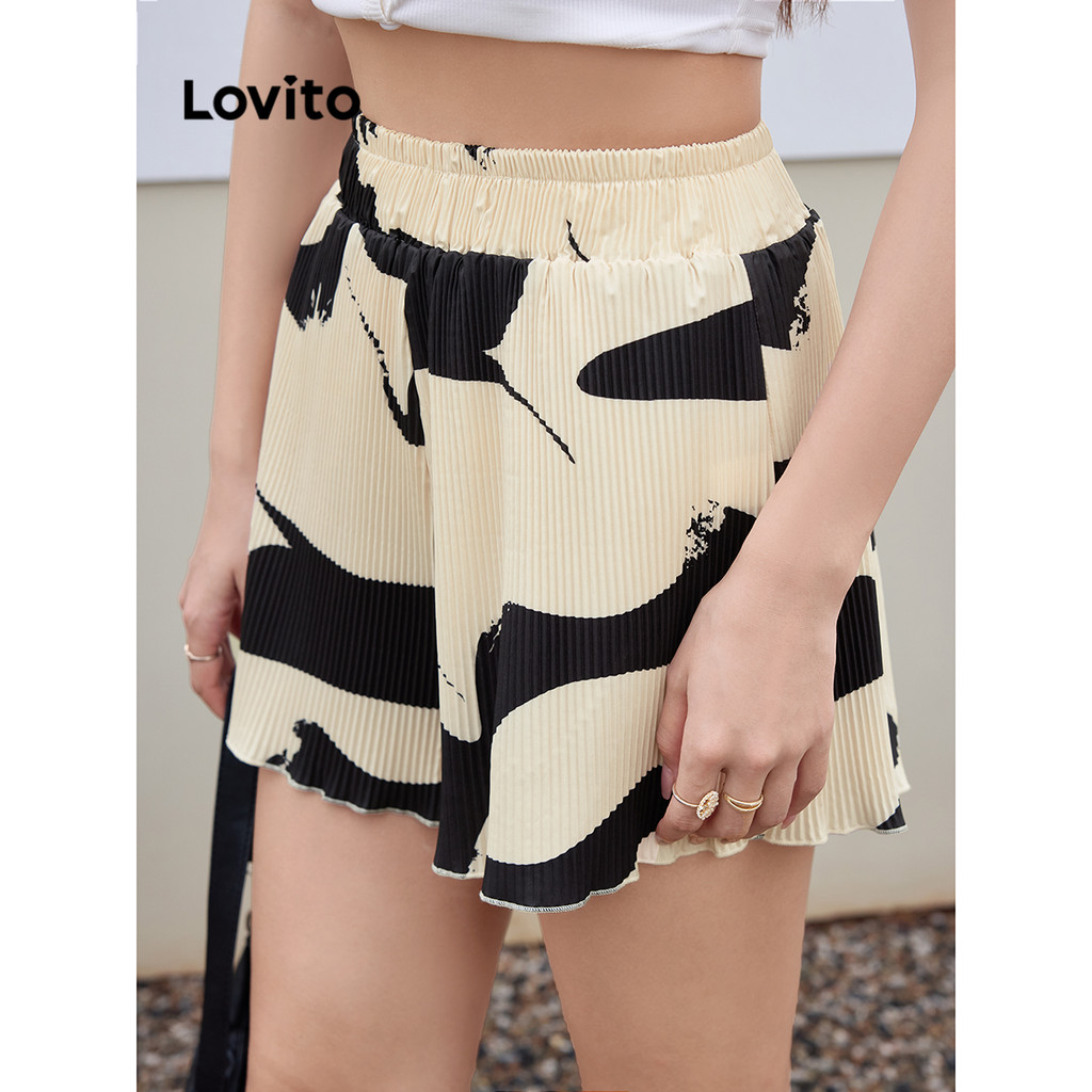 Lovito กางเกงขาสั้นลายเรขาคณิตสำหรับผู้หญิง L95ED308