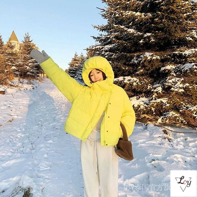 เสื้อโค้ทผ้าฝ้ายกันหนาวและอบอุ่นไซส์ใหญ่เสื้อโค้ทผ้าฝ้ายขนเป็ดอบอุ่นในฤดูหนาวเสื้อโค้ทผ้าฝ้ายสไตล์วินเทจนักเรียนมัธยมต้นและมัธยมปลายสไตล์อเมริกันดีไซน์สีเหลืองมีฮู้ดแขนยาวหลวมเสื้อโค้ทสั้นเสื้อโค้ทผ้าฝ้ายฤดูหนาว