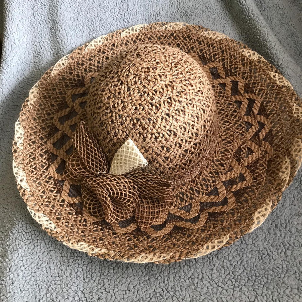 Naira Hat Beach Hat//mani burlap/