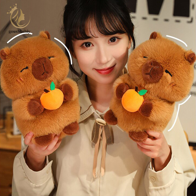 [goushbshiy] 20 ซม.น่ารัก Apple Capybara ตุ๊กตาสัตว์ของเล่นตุ๊กตาการ์ตูนสร้างสรรค์ตุ๊กตาตุ๊กตา Kawaii ตกแต่งห้องของขวัญวันเกิดประณีต TH