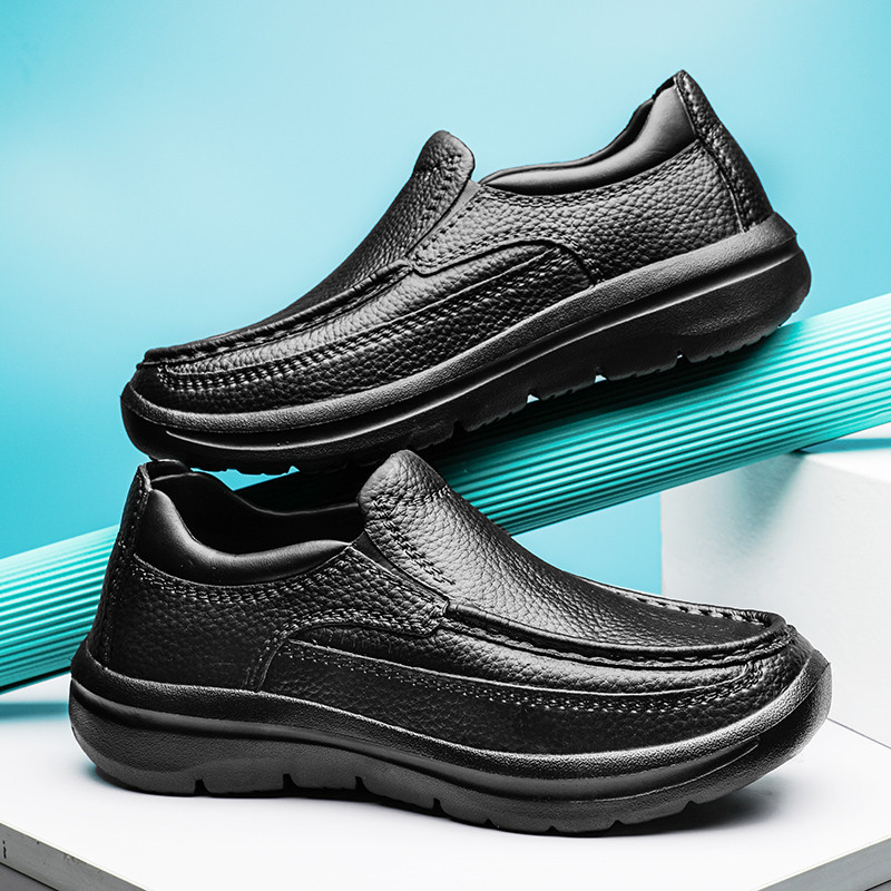 40-45 Casual Simple รองเท้าผู้ชายรองเท้าเชฟกันน้ํา Oilproof สบาย Anti-slip รองเท้าไม่มีส้นกลางแจ้งผู้ชาย