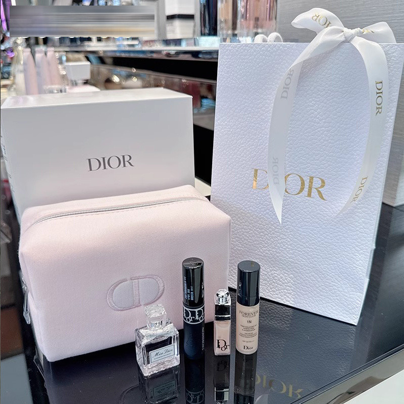 Dior Makeup Set Miss Sweetheart Perfume Gel Lasting Foundation 1N Plump Lip Gloss Volumizing Mascara