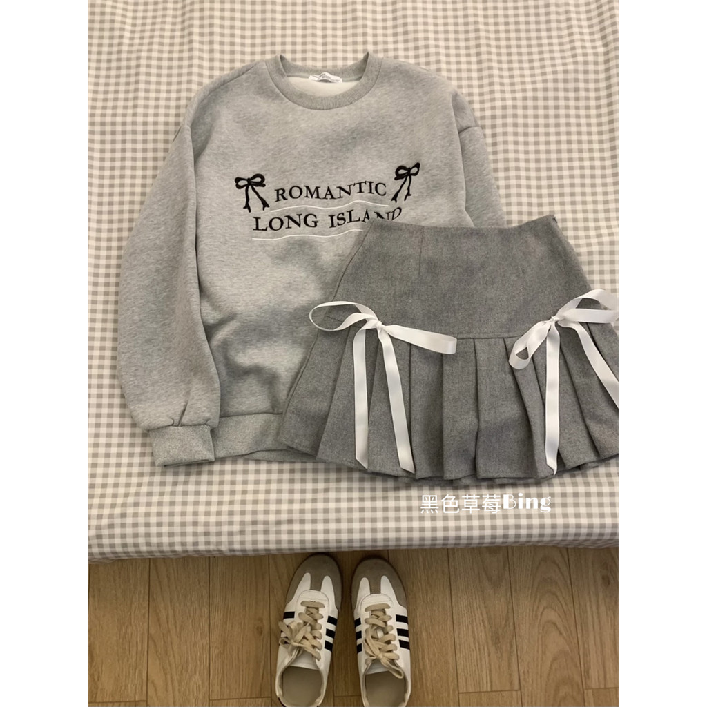 เสื้อสเวตเตอร์ทรงหลวมใส่แล้วดูผอมสไตล์เกาหลีเอวสูงตัวอักษรโบว์กระโปรงจับจีบสำหรับสาวๆแขนยาวปักลาย s2xs