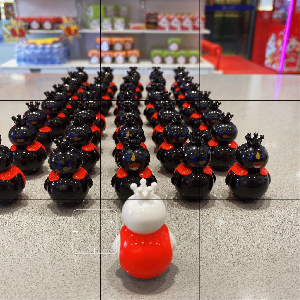 Mixue Ice City Hidden Snow King Tumbler Mystery Bag Snowman Desktop Small Jewelry Toy Creative Doll