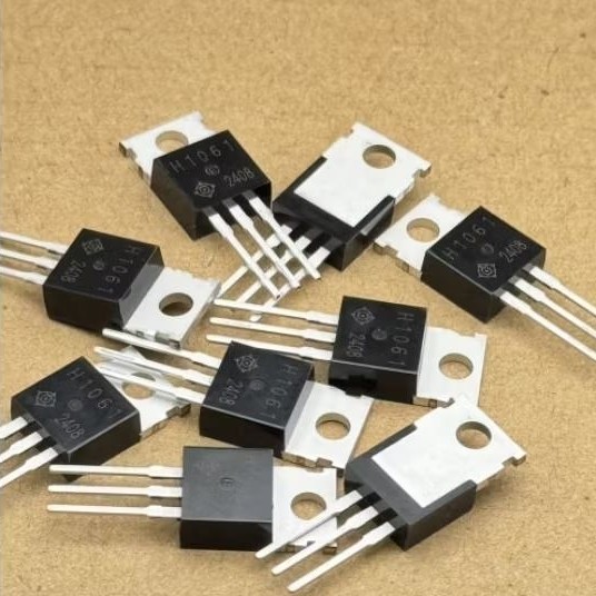 H1061 เป็นทรานซิสเตอร์ ชนิด NPN TO220AB ทนกระแส 4A 100V