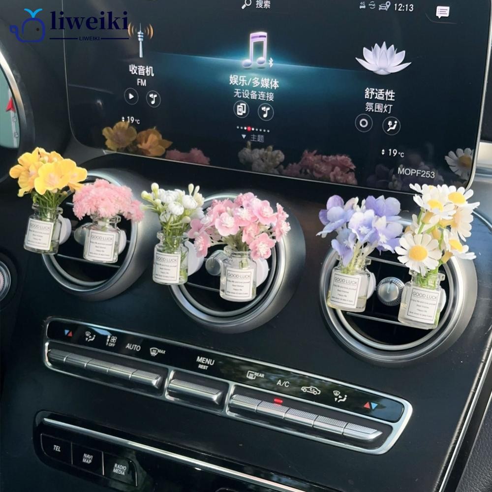 LIWEKI Mini Car Air Outlet เครื่องประดับตกแต่ง Babysbreath จัสมินแจกันแก้ว Micro ภูมิทัศน์ภายในคอนโซ