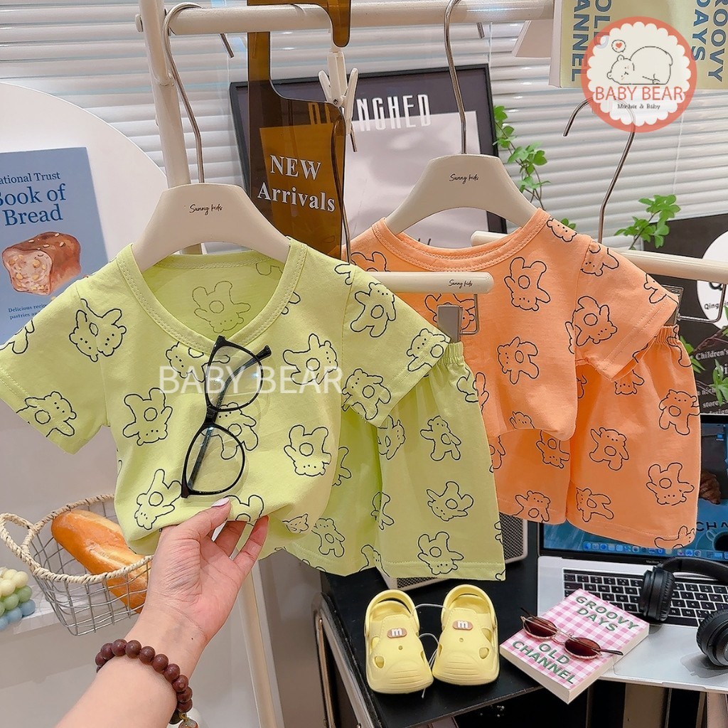 เสื้อผ้าเด็ก ชุดลำลองเซ็ต 2 ชิ้น เสื้อแขนสั้นกางเกงขาสั้น พิมพ์ลายหมี Size80-120cm