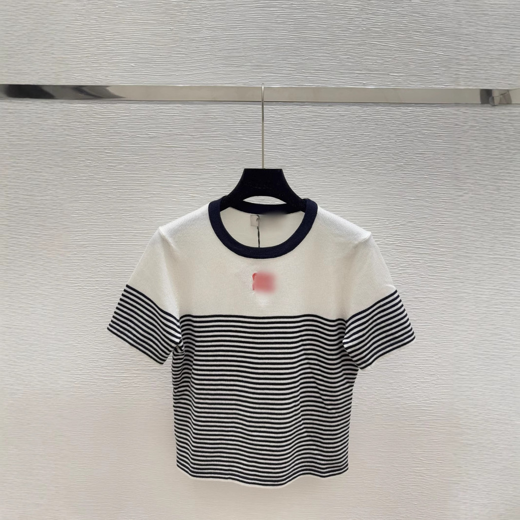 MMI * 25 ฤดูใบไม้ผลิฤดูร้อนลายตัวอักษรรอบคอแขนสั้นถักเสื้อกั๊กด้านบน