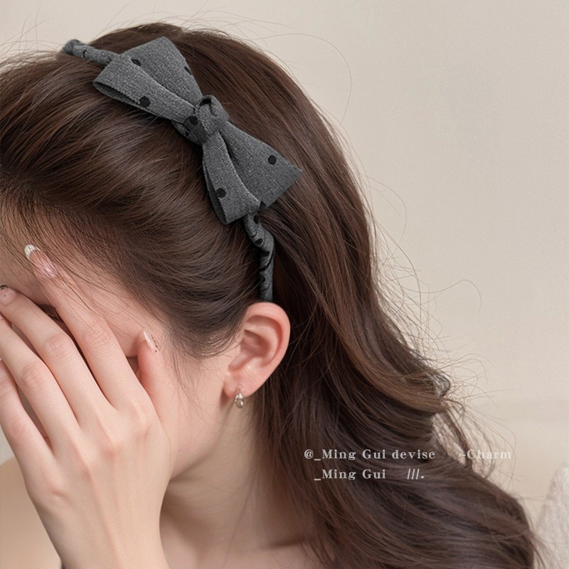 ที่คาดผมลายจุดโบว์สำหรับผู้หญิง แบบหัวโล้น สบายในการสวมใส่ทุกวัน มาพร้อมระบบป้องกันการเลื่อนและทำความสะอาดได้ง่าย - รูปที่ 4