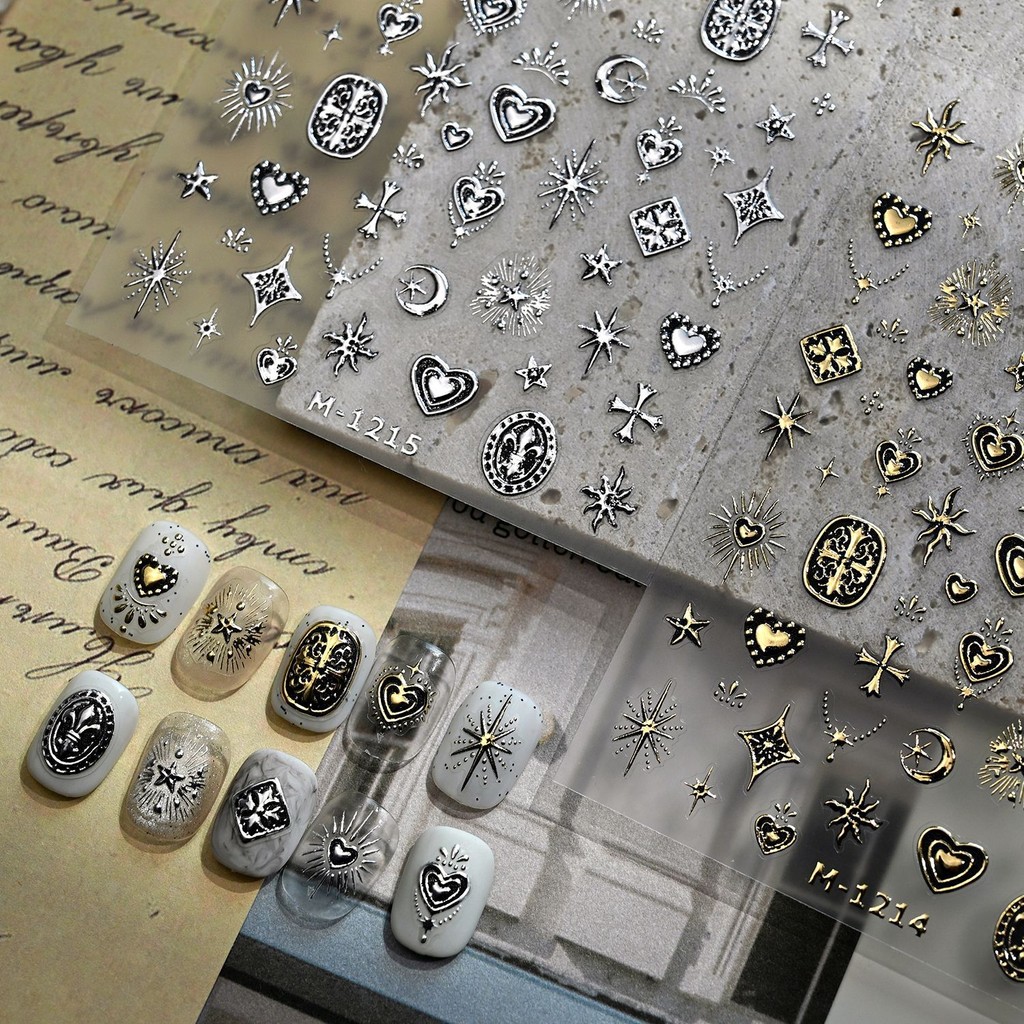 [Meow.Sensei] สติ๊กเกอร์ติดเล็บลายนูนเหล็ก High-End สามมิติสไตล์ Retro Love Heart Star Moon Gold Silver กาวสติ๊กเกอร์ติดเล็บ M1214