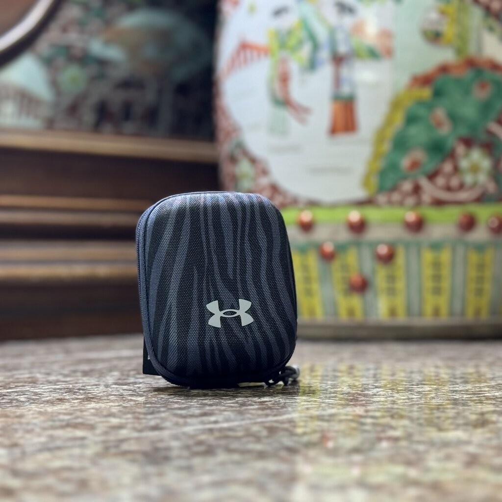 กระเป๋า Under Armour Contain Micro Bag ‘Camo’
